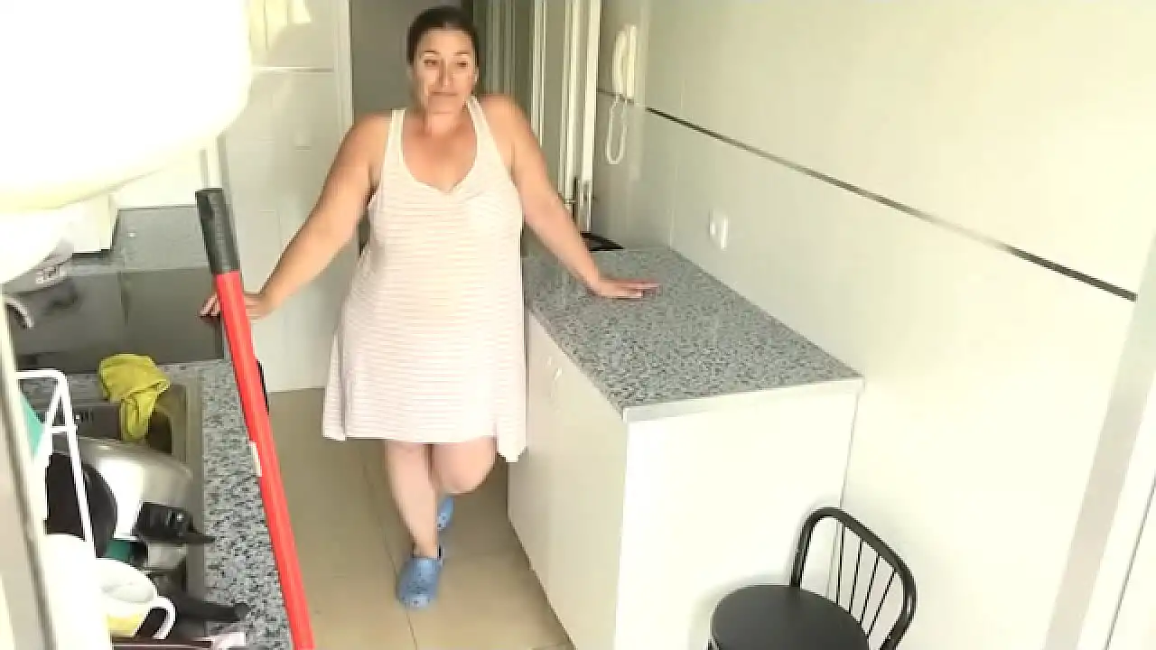 Mamãe gordinha quer uma experiência inesquecível com sua amiga