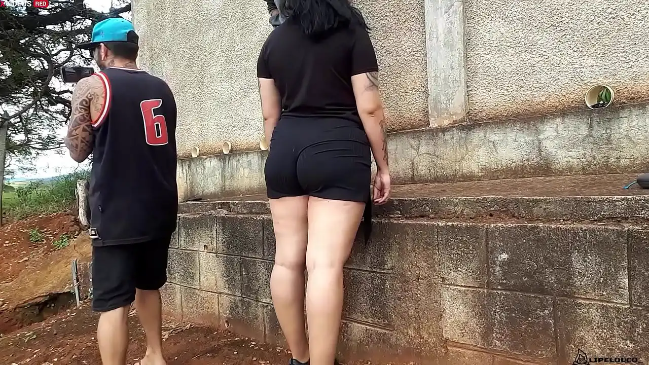 COMI UMA DESCONHECIDA NO MEIO DA RUA , CELULAR EM TROCA DE SEXO (assista ao video completo no xvideos red )