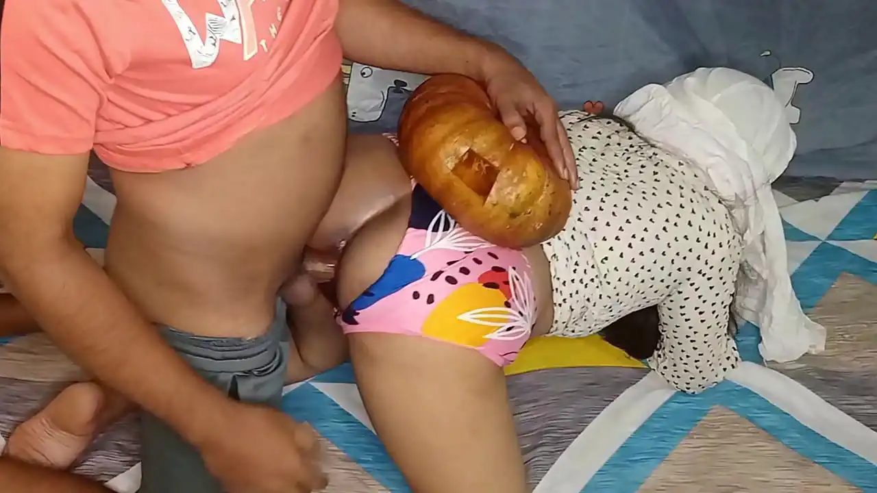 Halloween especial xxx indiano devar bhabhi pornô role-play vídeo de sexo com voz hindi clara - XXX Neelima