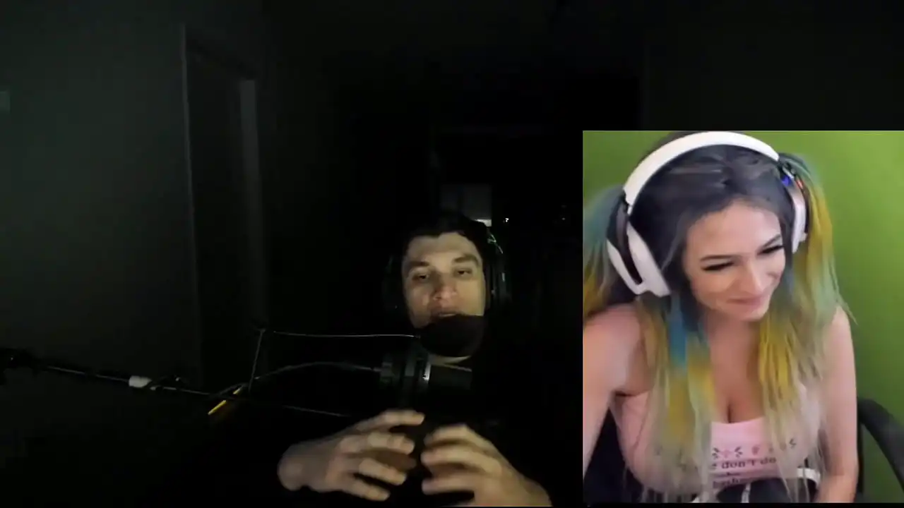 Joycgee e Trainwrecks Live Webcam Show