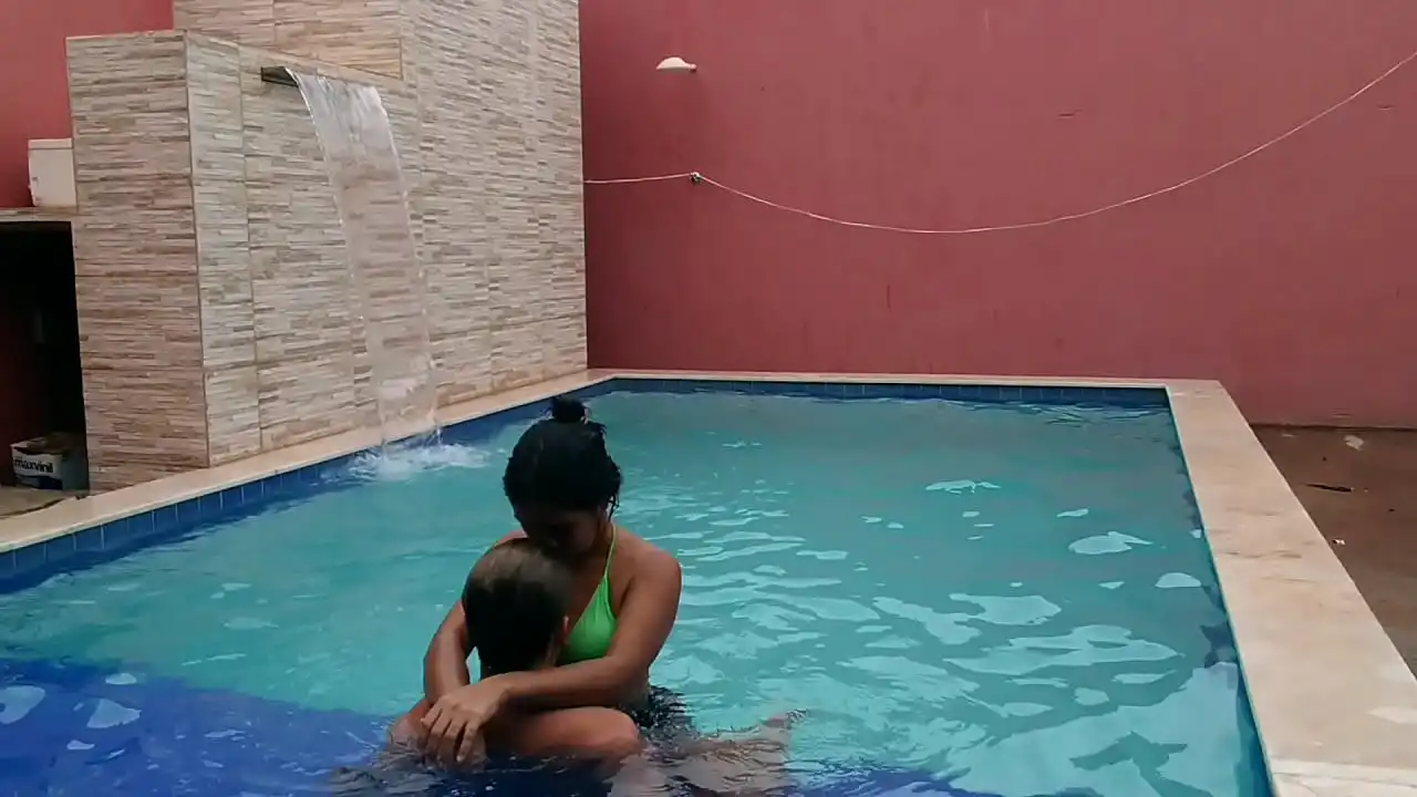 O Pai tá on ? A mãe Também BB / Flakael