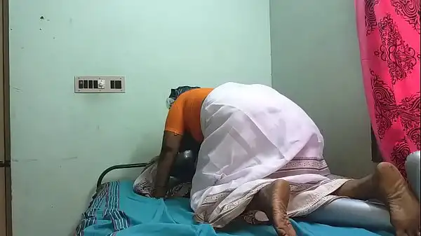 tamil tia telugu tia kannada tia malayalam tia Kerala tia hindi bhabhi tesão desi norte da índia sul da índia vanith com tesão vestindo saree professor de escola mostrando peitos grandes e buceta raspada aperte peitos duros aperte nip esfregando buceta fo