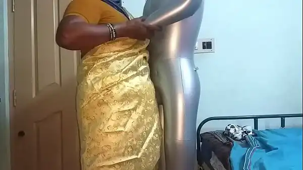 tamil tia telugu tia kannada tia malayalam tia Kerala tia hindi bhabhi tesão desi norte da Índia sul da Índia com tesão vanitha vestindo saree professor de escola mostrando peitos grandes e boceta raspada aperte peitos duros aperte nip esfregando buceta b